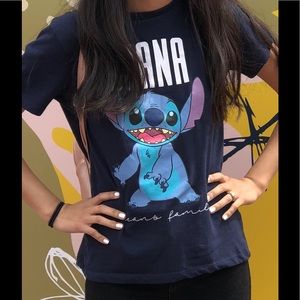 Stitch t-shirt (Ohana means family)